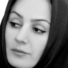 مینا آقازاده